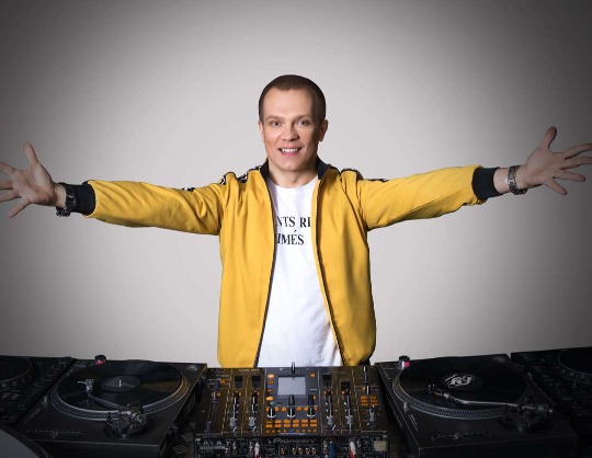 DJ Groove