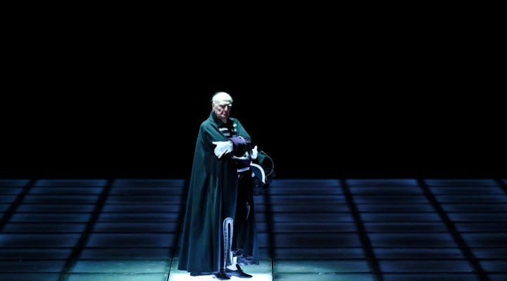 Маскарад. Воспоминания будущего