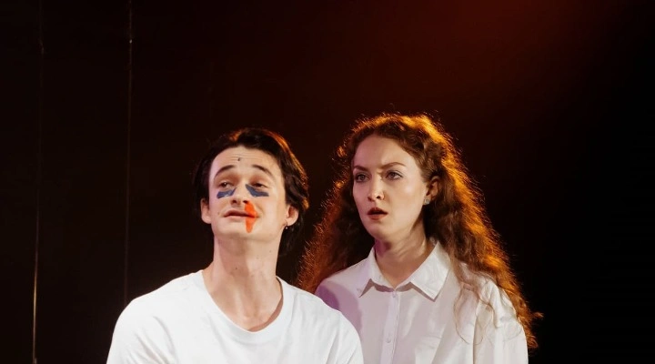 Влюбленный носорог Влюбленный носорог