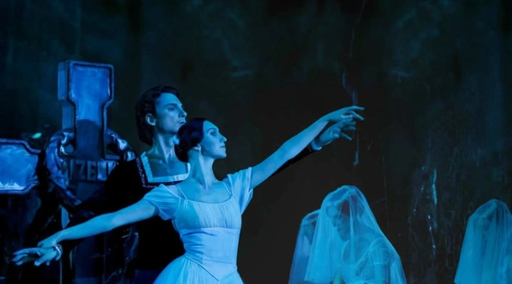 Театр балета Юрия Григоровича «Жизель» Театр балета Юрия Григоровича «Жизель»