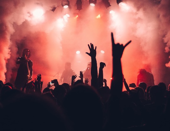 Концерт «Rock при свечах»