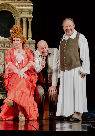 Спектакль «С кем поведёшься...» Спектакль «С кем поведёшься...»