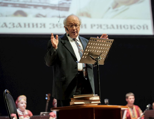 «Я хочу рассказать вам…»