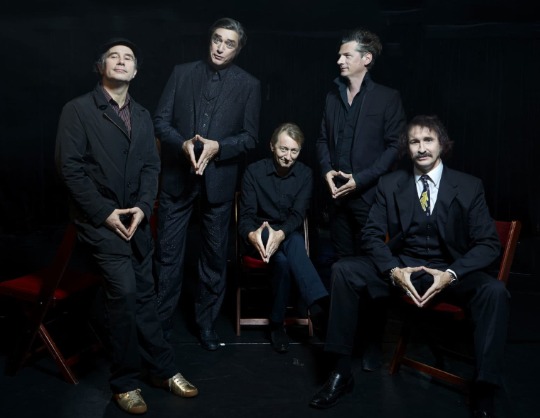 Einsturzende Neubauten
