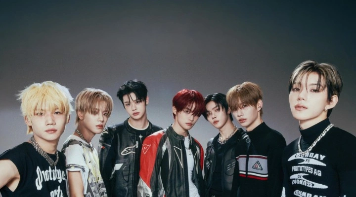 CLOSE YOUR EYES CLOSE YOUR EYES