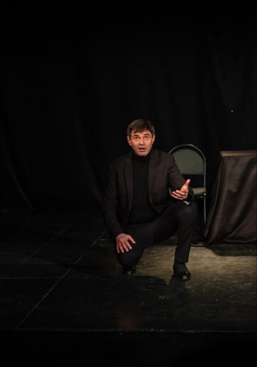 Спектакль «Когда петуху отрубают голову» Спектакль «Когда петуху отрубают голову» в Санкт-Петербурге: билеты