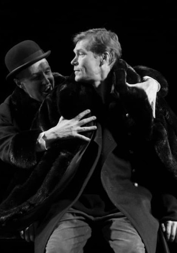 Билеты на спектакль Бег в МХТ им. Чехова