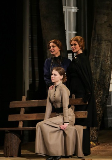 Спектакль «Три сестры» Спектакль «Три сестры» в Санкт-Петербурге: билеты