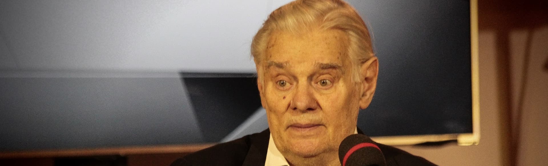 Владимир Андреев Владимир Андреев