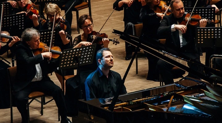 Юрий Мартынов