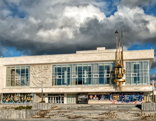 Медведь