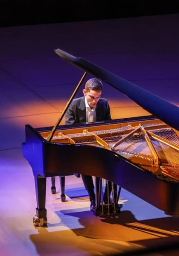 Концерт к 120-летию Д. Шостаковича. Дмитрий Шишкин, фортепиано в Москве: билеты