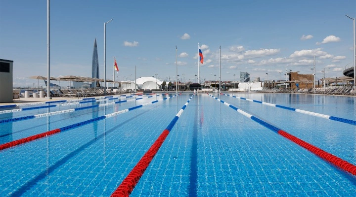 Бассейн у Флагштока