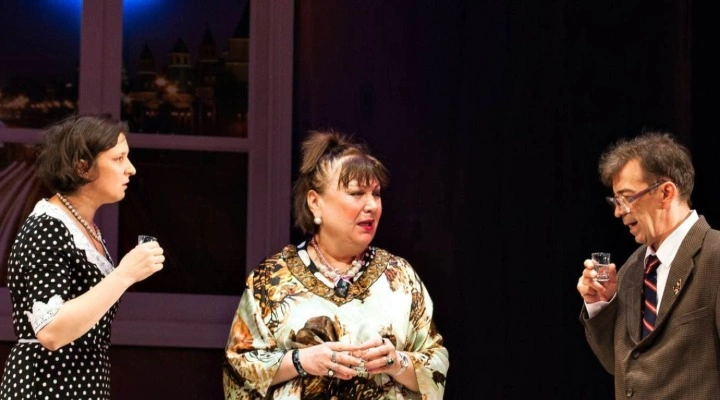 Сирена и Виктория