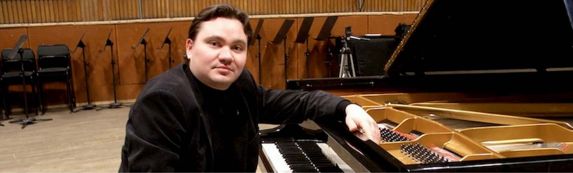 Сергей Кудряков (фортепиано) Сергей Кудряков (фортепиано)