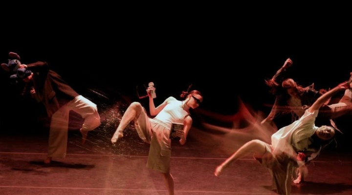 Социальная дистанция