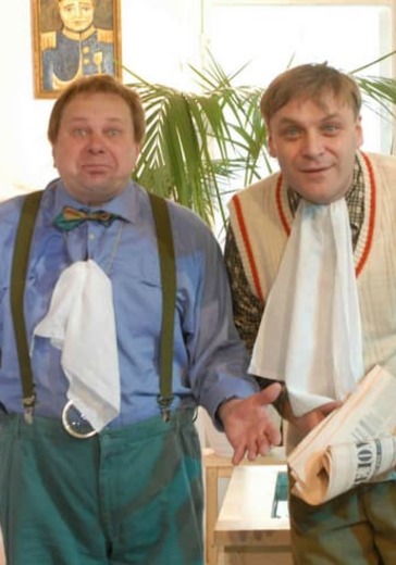 Спектакль «Как один мужик двух генералов прокормил»