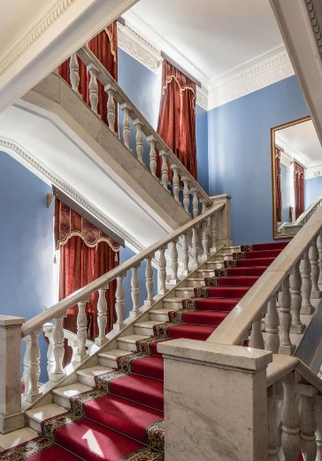 Экскурсия по театру оперы и балета