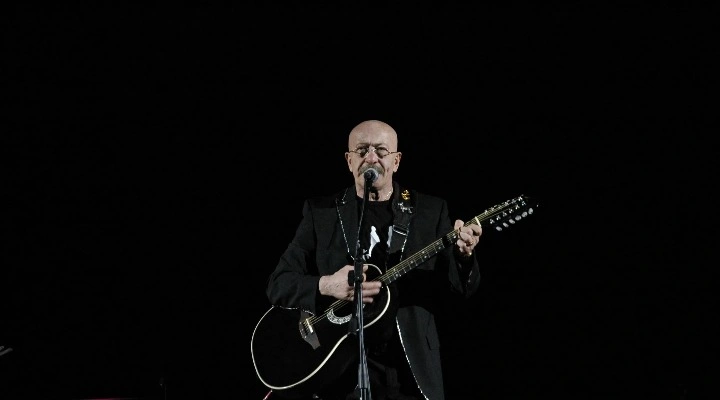 Александр Розенбаум