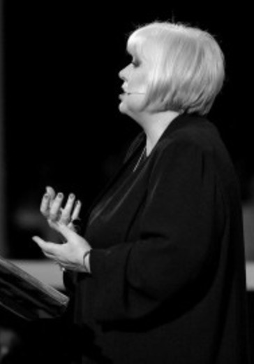 Музыкально-поэтический вечер «Между любовью и любовью...» в Санкт-Петербурге: билеты