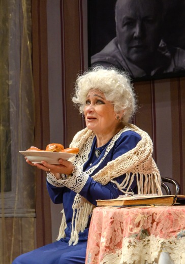 Спектакль «Насмешница Фаина» в Москве: билеты