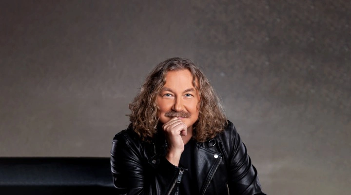 Игорь Николаев