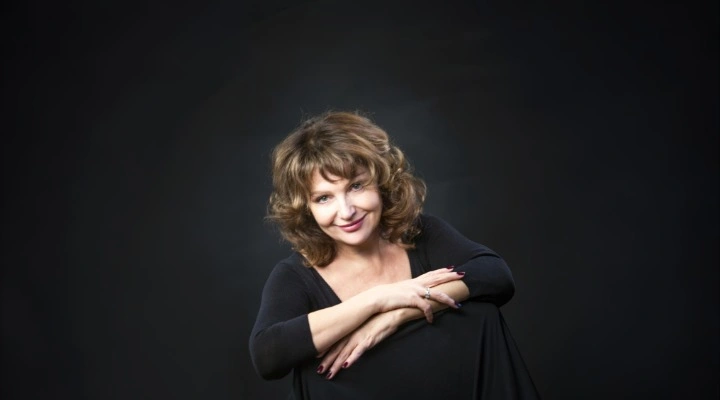 Елена Чарквиани