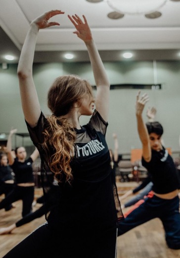 Лекция Ольги Угаровой «Танец как пространство памяти»