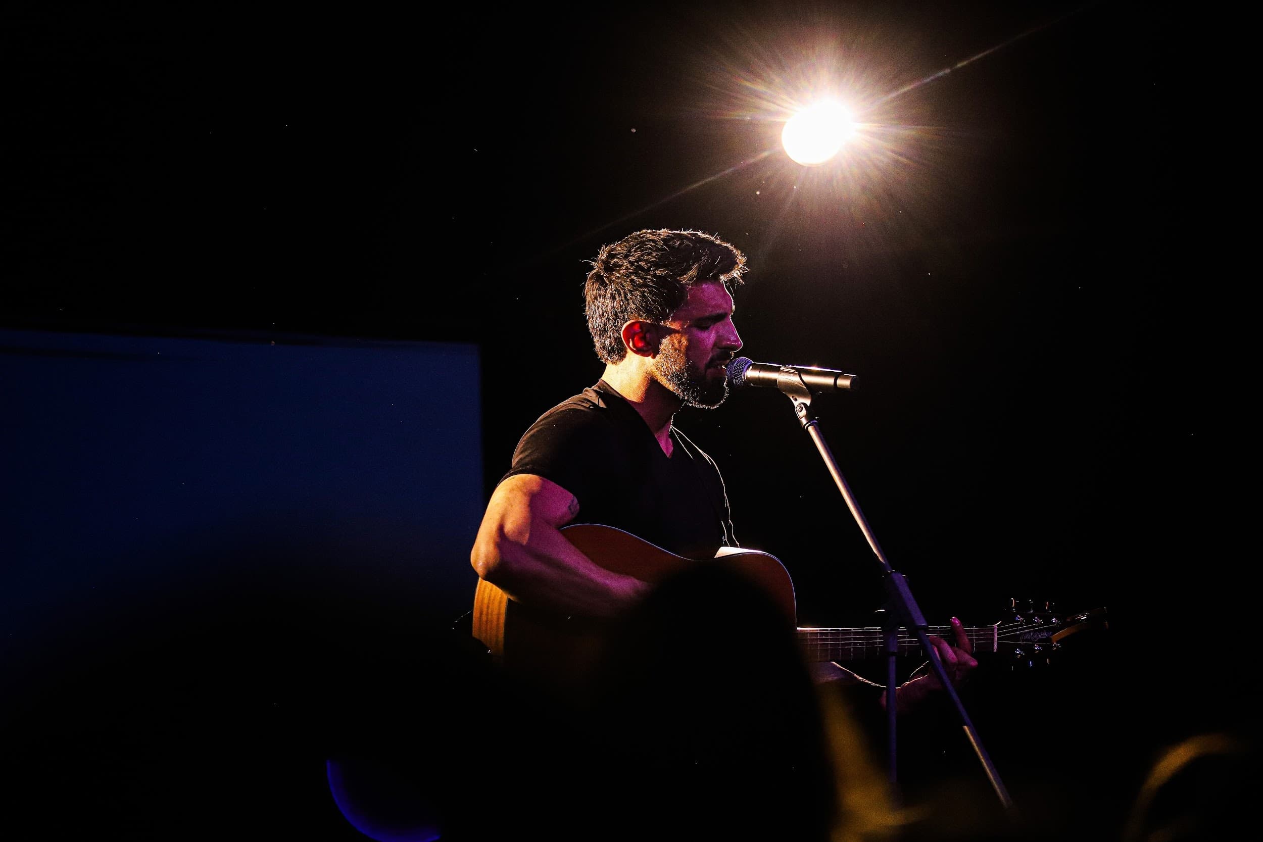 Merab amzoev были бы крылья. Время merab amzoevi. Обложка merab amzoevi. Обложка merab amzoevi. Merab amzoev были бы крылья.