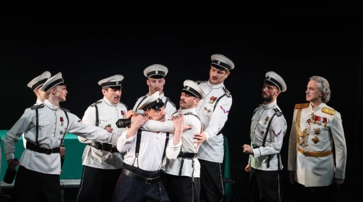 Страсти по Бумбарашу (гастроли театра Олега Табакова) Страсти по Бумбарашу (гастроли театра Олега Табакова)