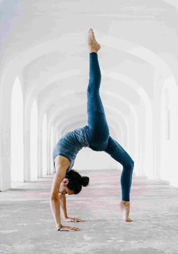 Фестиваль йоги «Yoga Yuga Fest» logo