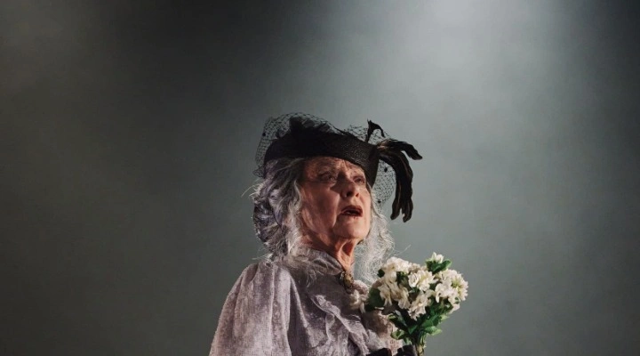 Зойкина квартира