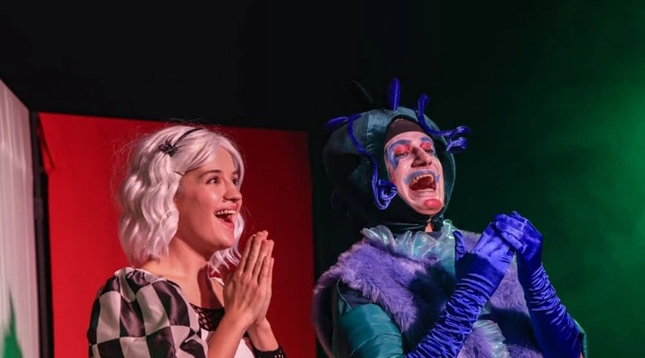 Алиса в Стране чудес