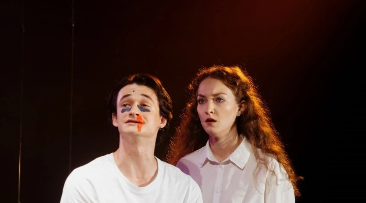 Влюбленный носорог