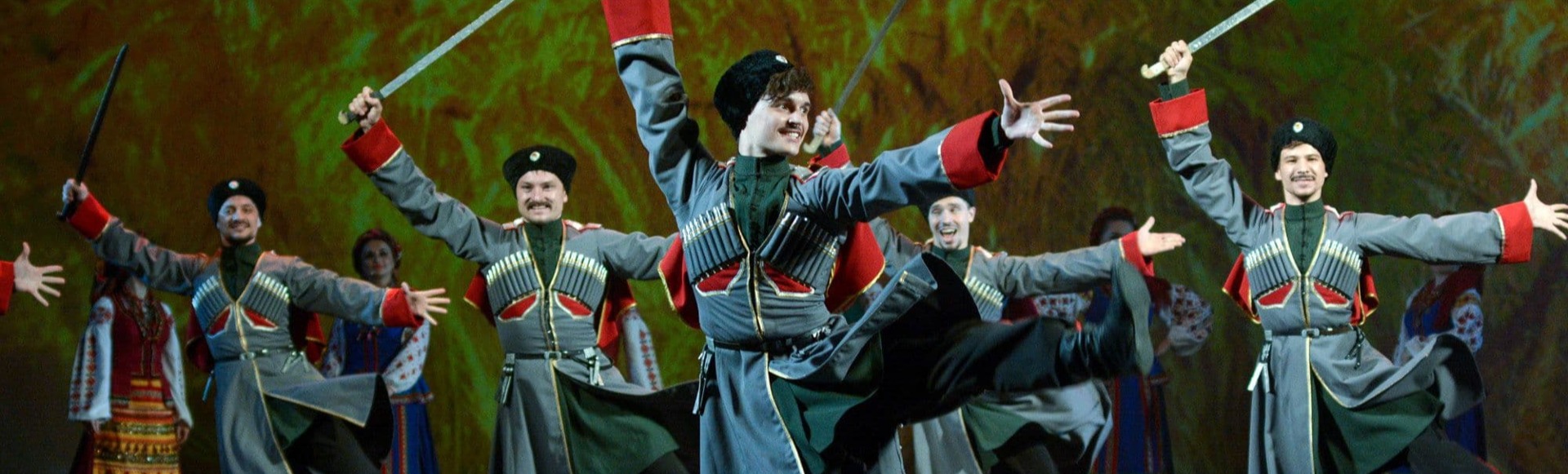 Балет Кубанского казачьего хора и «Нальмэс» Балет Кубанского казачьего хора и «Нальмэс»