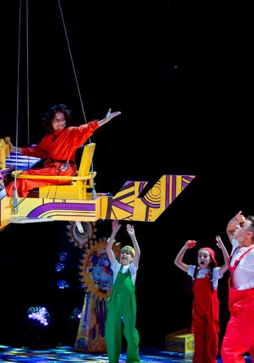 Шоу-мюзикл «Мечтатели» Шоу-мюзикл «Мечтатели»