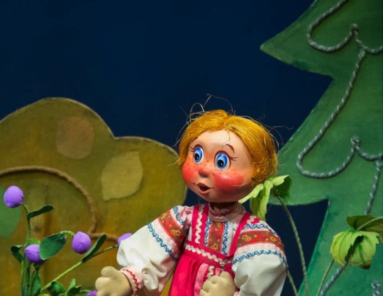 Спектакль «Машенька и медведь»