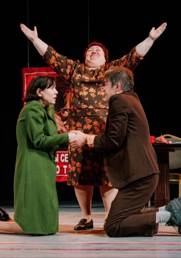 Спектакль «Служебный роман» в Сочи: билеты