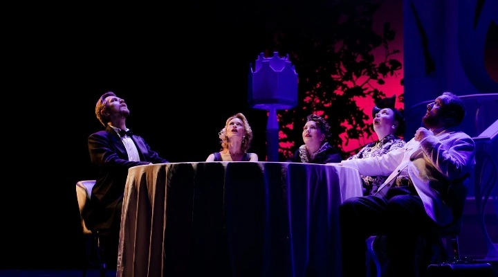 Неугомонный дух Неугомонный дух