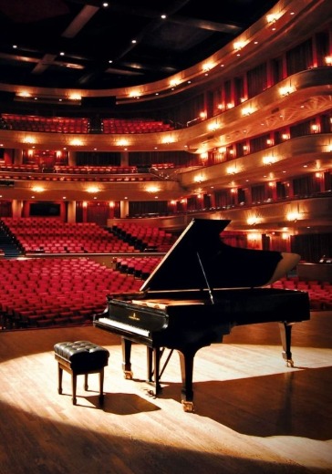 Концерт «Чайковский. Шопен» в Москве: билеты