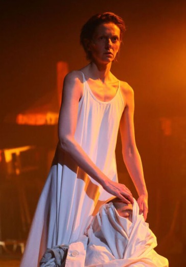 Спектакль «Я была в доме и ждала, чтоб дождь пришел» в Санкт-Петербурге: билеты