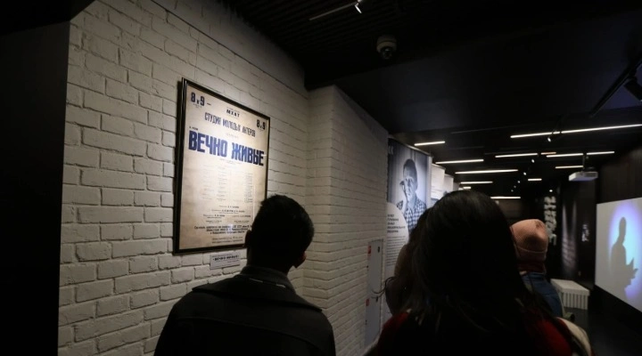 Современ ник. Закулисье