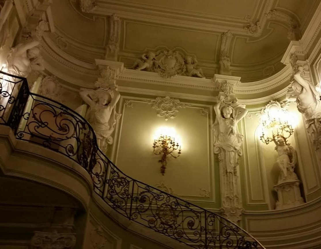 Дворец белосельских белозерских фото зала
