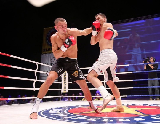  LNK Fight Night vol.15 profesionālās cīņas MMA