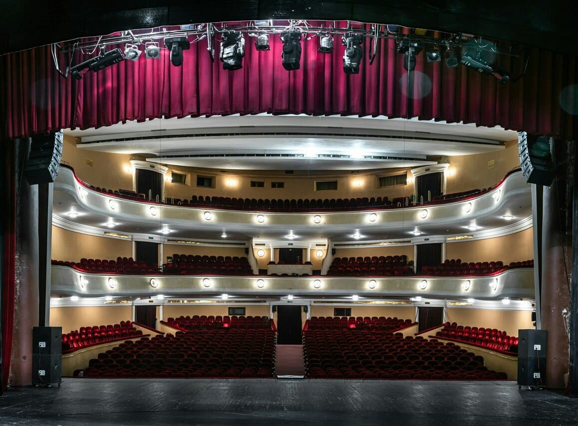 театр на театральной площади в ростове на дону