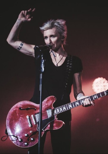 Концерт Дианы Арбениной и группы Ночные Снайперы Концерт Дианы Арбениной и группы Ночные Снайперы