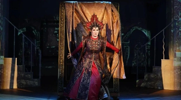 Сказка о мёртвой царевне и о семи богатырях