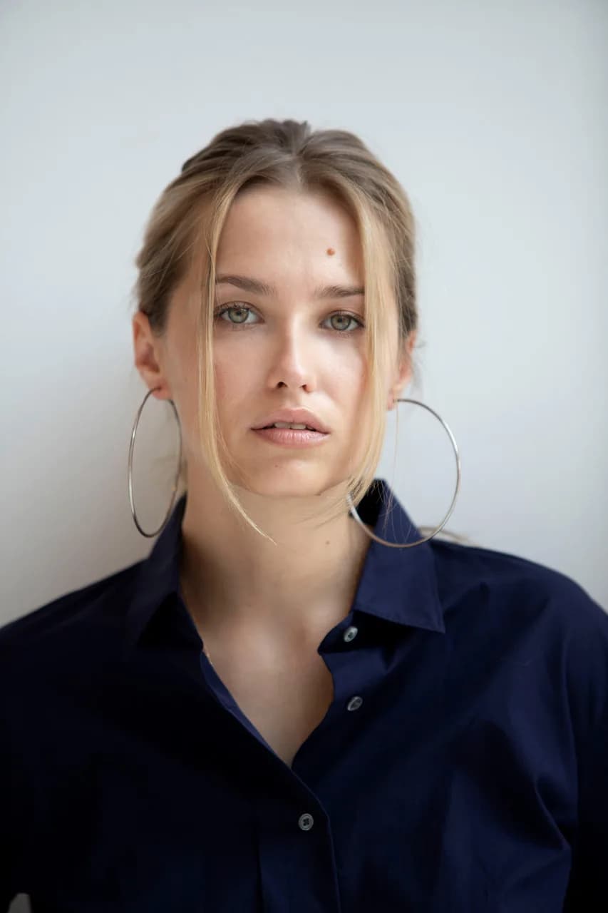 Men eshakdagi qoramagizni sikdim va uning ichiga bir ogiz spermani quydim Voyaga etgan qizlarning pornografik fotosuratlari