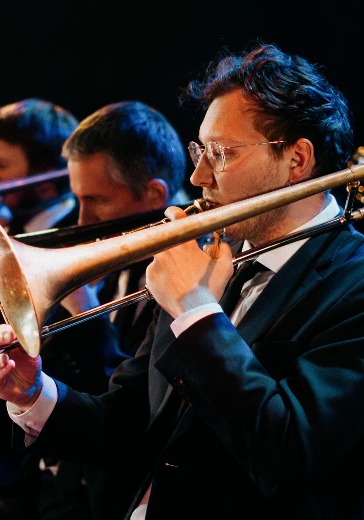 Концерт Jazz Philharmonic Orchestra. Вечер с Биг-бэндом Концерт Jazz Philharmonic Orchestra. Вечер с Биг-бэндом в Санкт-Петербурге: билеты
