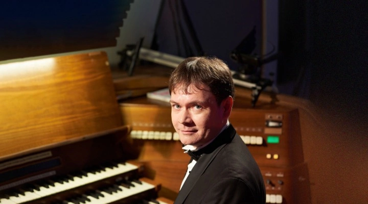 От мессы до мюзикла